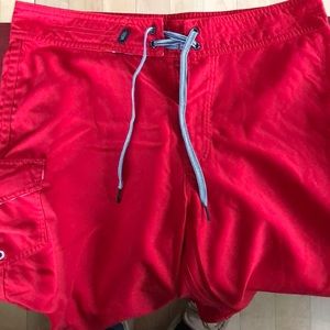 Men’s board shorts